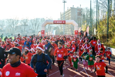 Enfilez votre bonnet rouge : la Corrida de Noël revient à Issy-les-Moulineaux !